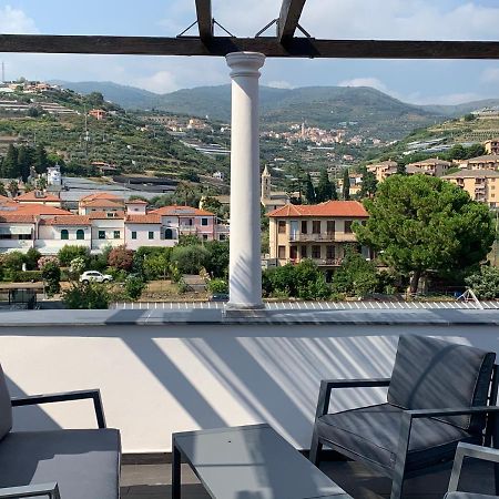 شقة Casa Del Poeta ريفا ليجوري المظهر الخارجي الصورة